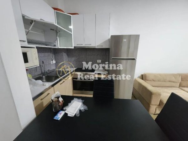 Tirane, jepet me qera apartament 1+1 Kati 3, 60 m² 570 € (Komuna e Parisit)