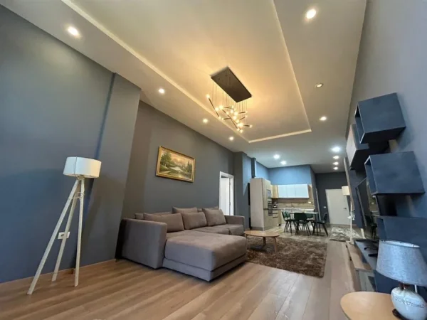 Tirane, jepet me qera apartament 1+1+Ballkon Kati 2, 60 m² 600 € (RRUGA PETI LIQENI I THATE)