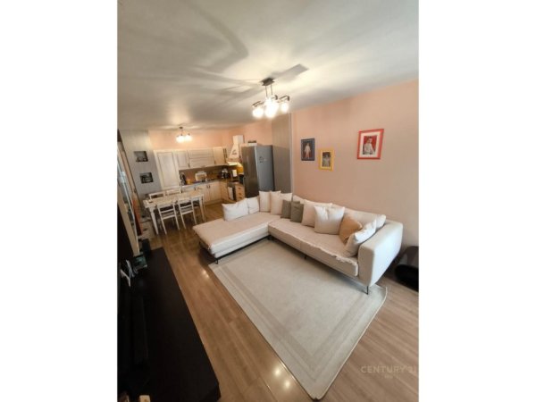 Tirane, shitet apartament 2+1 Kati 6, 96 m² 250.000 € (RRUGA ELBASANIT)