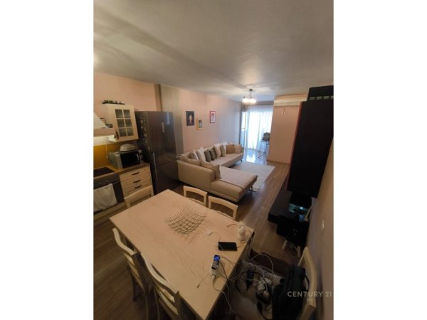 Tirane, shitet apartament 2+1 Kati 6, 96 m² 250.000 € (RRUGA ELBASANIT)
