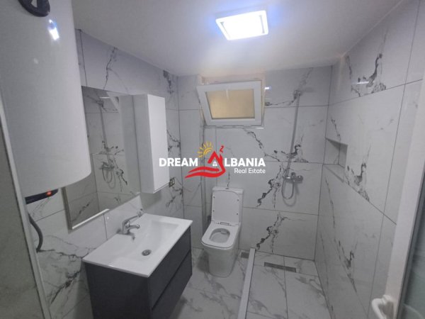 Tirane, jepet me qera apartament 1+1 , 65 m² 450 € 