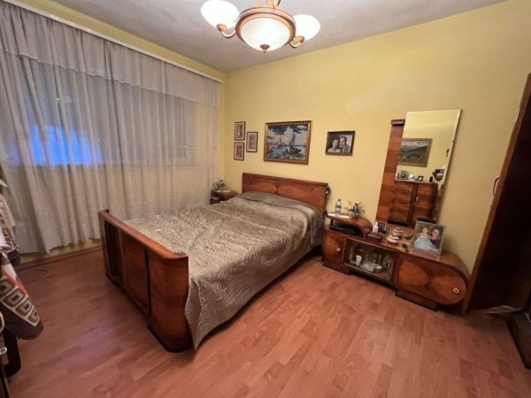 Tirane, shitet apartament 2+1+Ballkon Kati 4, 82 m² (21 Dhjetori)