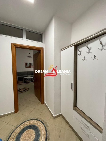 Tirane, jepet me qera apartament 1+1 , 70 m² 550 € 