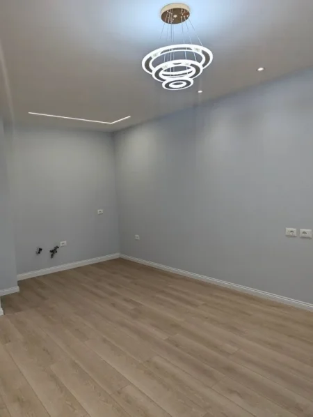 Tirane, shitet apartament 2+1 Kati 1, 93 m² 265.000 € (Myslym Shyri)