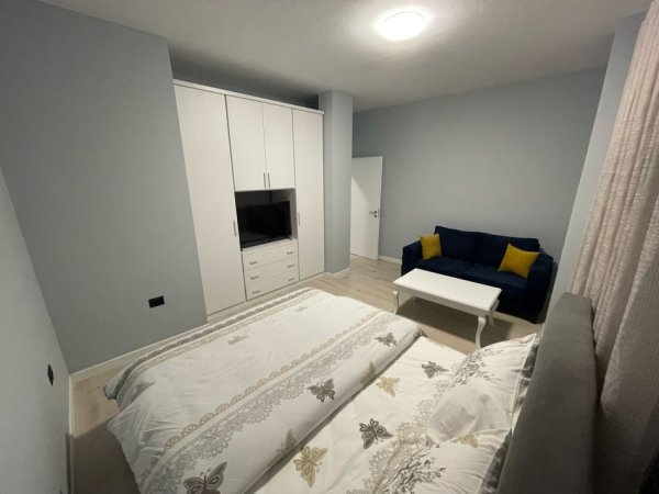 Tirane, jepet me qera garsonier 1+1 Kati 2, 50 m² 250 € (Don bosko)