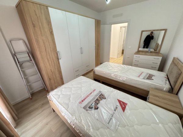 Tirane, jepet me qera apartament 2+1+Aneks Kati 2, 140 m² 800 € (Don Bosko)