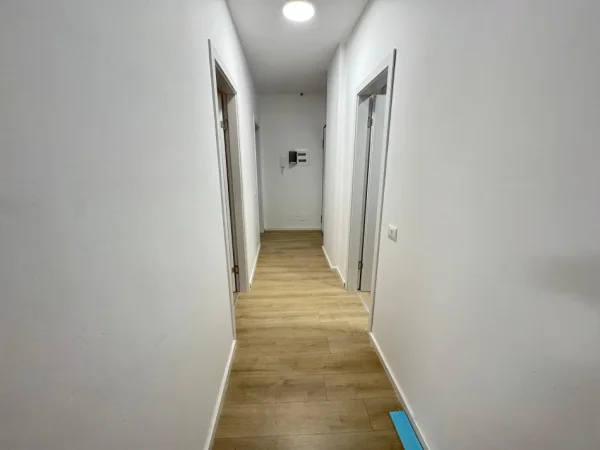 Tirane, jepet me qera apartament 2+1+Aneks Kati 2, 140 m² 800 € (Don Bosko)