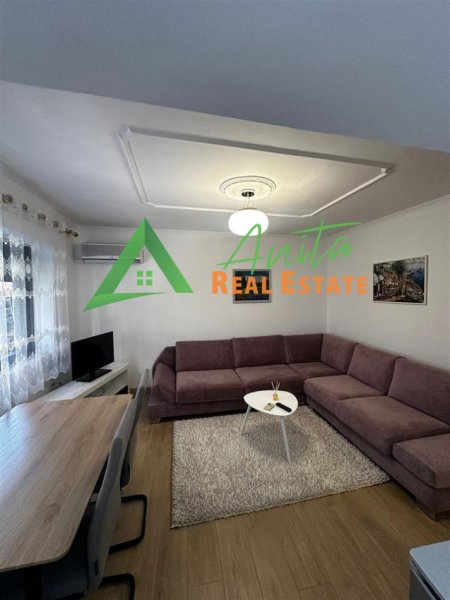 Tirane, jepet me qera apartament 1+1+Aneks Kati 2, 65 m² 600 € (Myslym Shyri)
