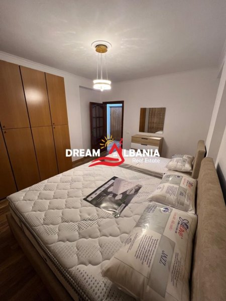 Tirane, jepet me qera apartament 1+1 , 68 m² 600 € 