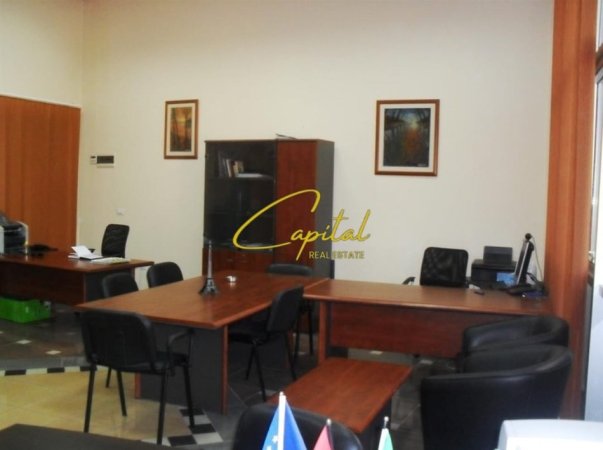 Tirane, shitet zyre Kati 1, 47 m² 120.000 € (QENDER)