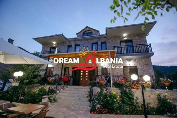 Korce, shitet Vile 3 Katshe , 1.000 m² 495.000 € 