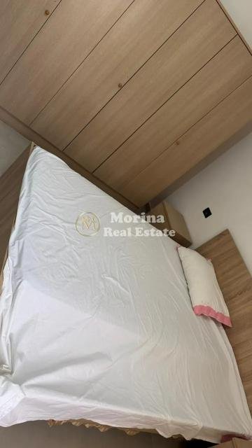Tirane, jepet me qera apartament 1+1 Kati 1, 45 m² 280 € (Ali Demi- Rruga Ismet Gusia)
