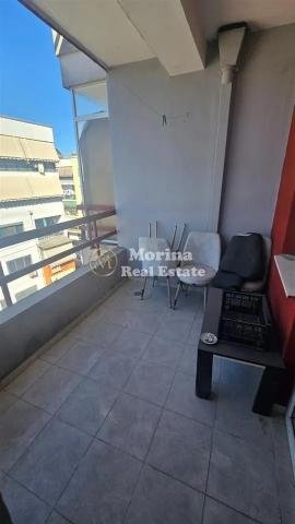 Tirane, jepet me qera apartament 1+1 Kati 7, 70 m² 380 € (Yzberisht)