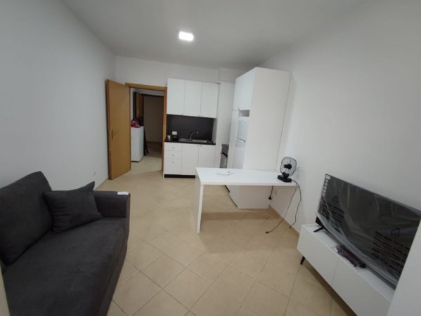 Tirane, jap me qera apartament 1+1+Ballkon Kati 6, 60 m² 40.000 leke/muaj