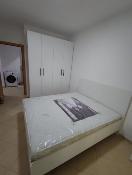 Tirane, jap me qera apartament 1+1+Ballkon Kati 6, 60 m² 40.000 leke/muaj
