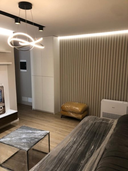 Tirane, jap me qera apartament 1+1+Ballkon Kati 3, 63 m² 450 € (hamdi pepo)
