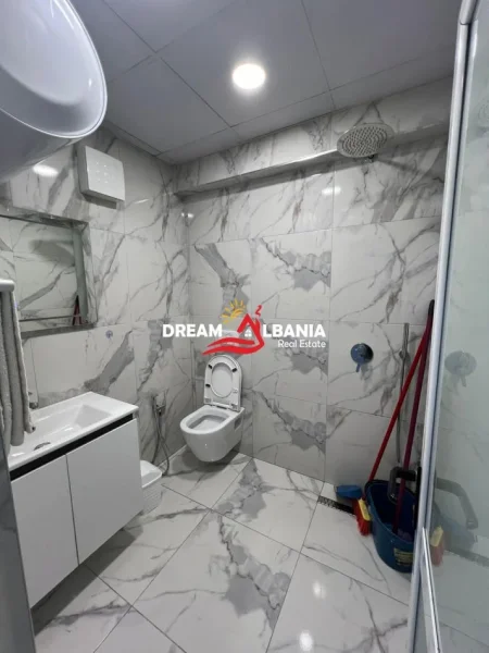 Tirane, jepet me qera garsonier 1+1 Kati 2, 40 m² 500 € (Ne Bllok - ID 4209027)
