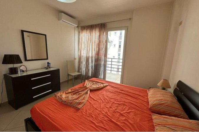 Tirane, jepet me qera 2+1 Kati 3, 100 m² 600 € (Rruga Stavri Themeli)