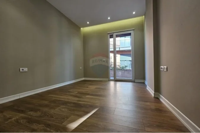 Tirane, shitet apartament 1+1 Kati 1, 58 m² 135.000 € (Rezidenca Rose Garden ne TEG)