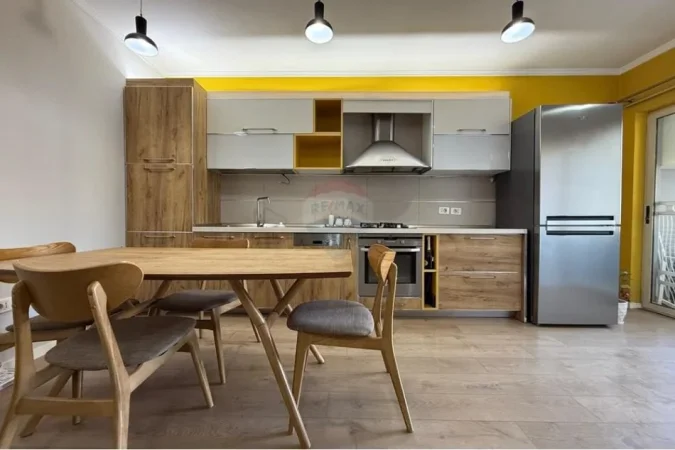 Tirane, shitet apartament 2+1 , 98 m² 189.000 € (Kompleksi Kontakt)