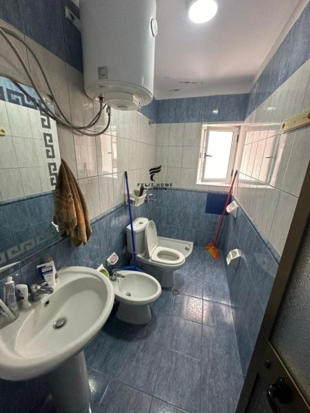 Tirane, jepet me qera apartament 1+1+Ballkon Kati 3, 74 m² 500 € (MYSLYM SHYRI)