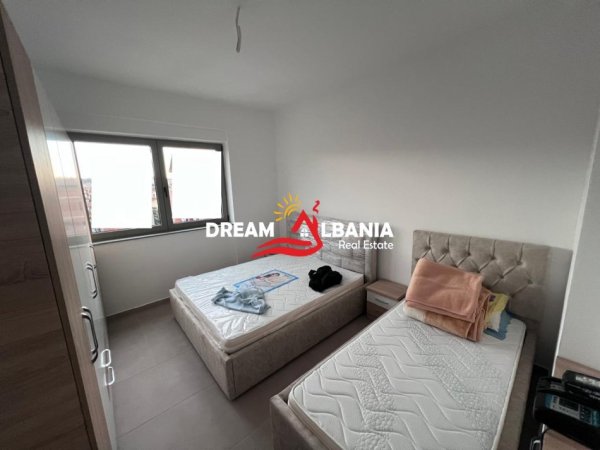 Tirane, jepet me qera apartament 2+1+Ballkon Kati 2, 117 m² 800 € (Tek Fusha Aviacionit - ID 42215105)