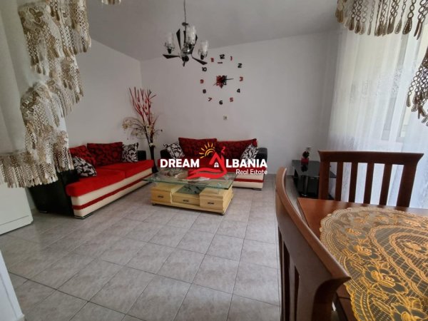 Tirane, jepet me qera apartament 1+1+Ballkon Kati 3, 55 m² 330 € (Ne “Rrugen e Dibres” - ID 4219325)