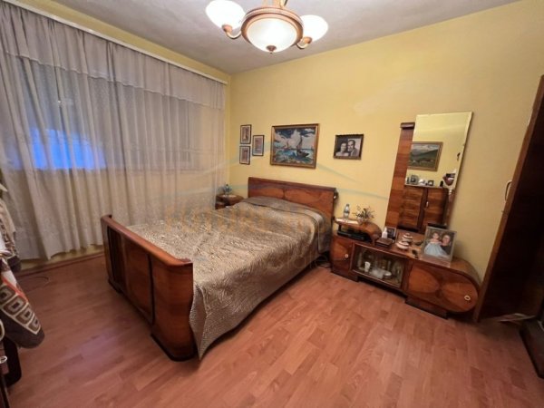 Tirane, shitet apartament 2+1 Kati 4, 82 m² 150.000 € (21 Dhjetori)
