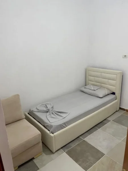 Tirane, jepet me qera apartament 2+1 Kati 1, 60 m² 370 € (5 Maji)