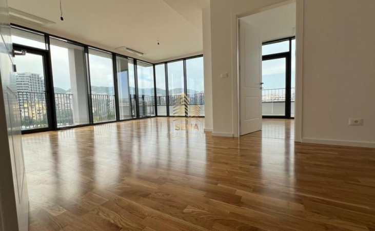 Tirane, jepet me qera ambjent biznesi Kati 7, 136 m² 1.400 € (Rruga e Kosovarëve)