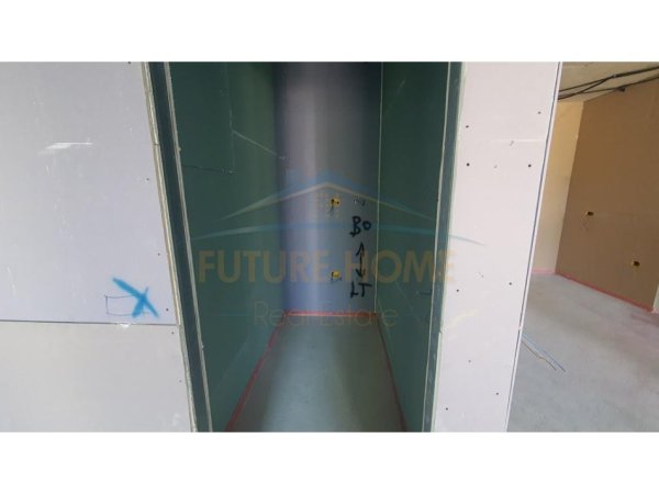 Tirane, shitet apartament 3+1 Kati 1, 140 m² 395.000 € (Liqeni i Thate)