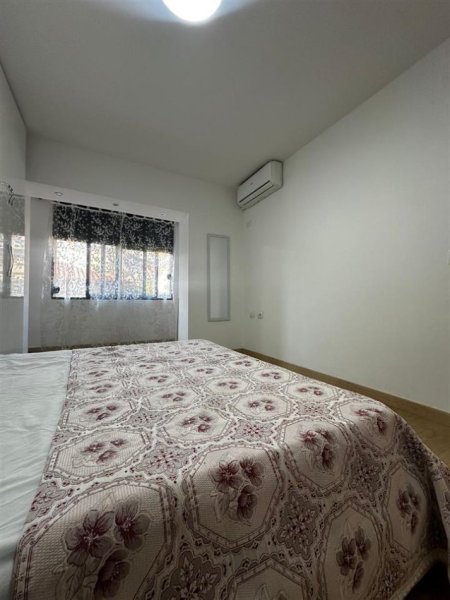 Tirane, jepet me qera apartament 1+1+Ballkon Kati 2, 75 m² 600 € (MYSLYM SHYRI)