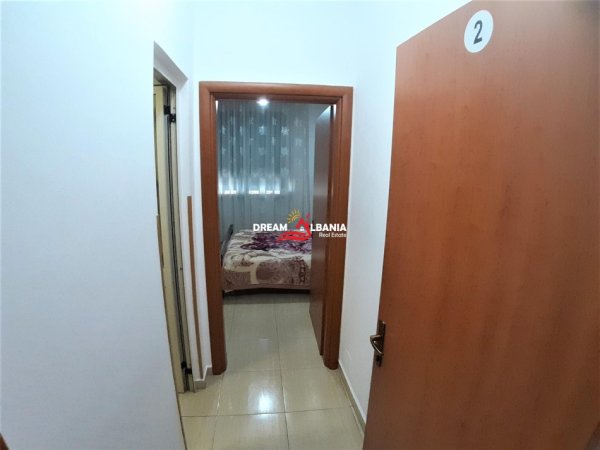 Tirane, jepet me qera apartament 1+1 Kati 3, 35 m² 350 € (Tek Bulevardi Zogu i Pare)