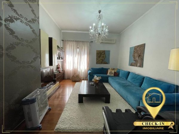 Tirane, shitet apartament 2+1+Aneks+Ballkon Kati 4, 120 m² (Qender)