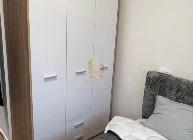 Tirane, jepet me qera apartament 1+1+Ballkon Kati 3, 65 m² 450 € (Rruga 5 Maji)