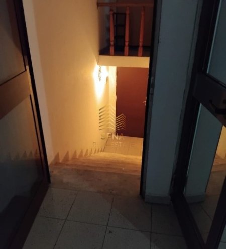 Tirane, jepet me qera apartament 2+1+Ballkon Kati 2, 70 m² 400 € (Rruga 4 Deshmoret)