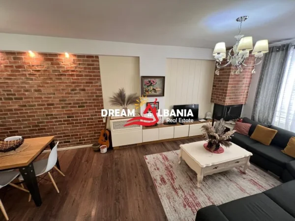 Tirane, shitet apartament 2+1+Ballkon Kati 1, 127 m² 270.000 € (Tek Rezidenca Kodra e Diellit 1)