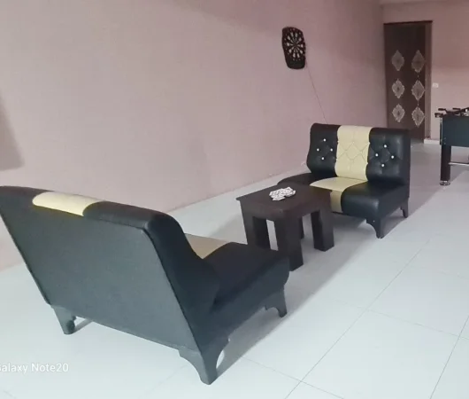 Gramsh, shes Play Station Play stacion