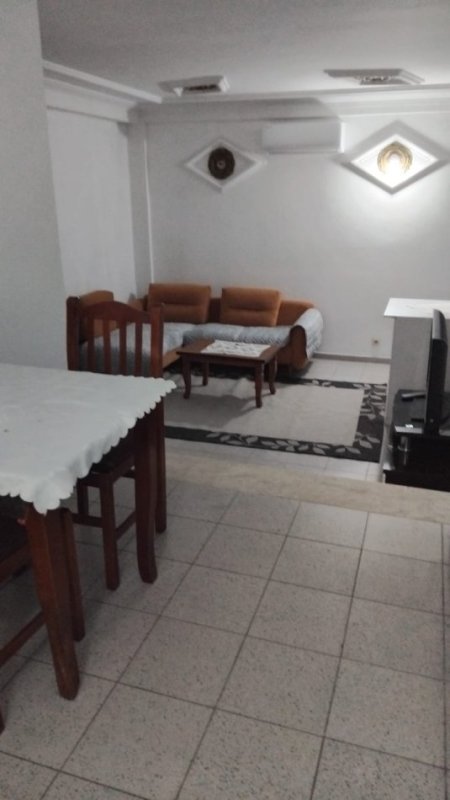 Tirane, jepet me qera apartament 2+1 Kati 2, 70 m² 410 € (Rruga e Dibrës)