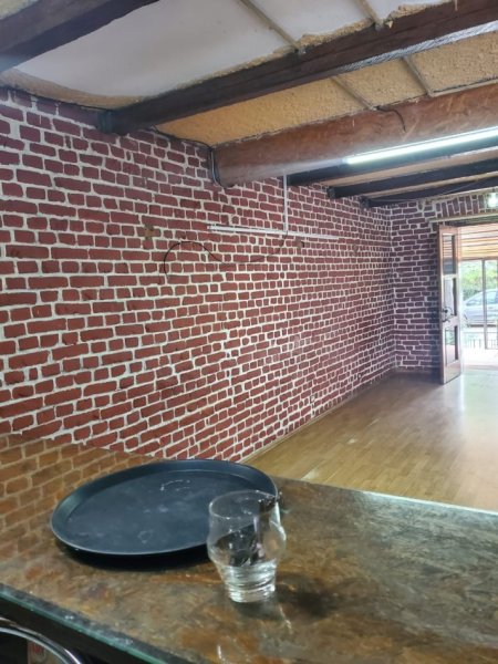 Tirane, shitet lokal Kati 0, 85 m² 1.650.000 € (Rruga lord bajrom)