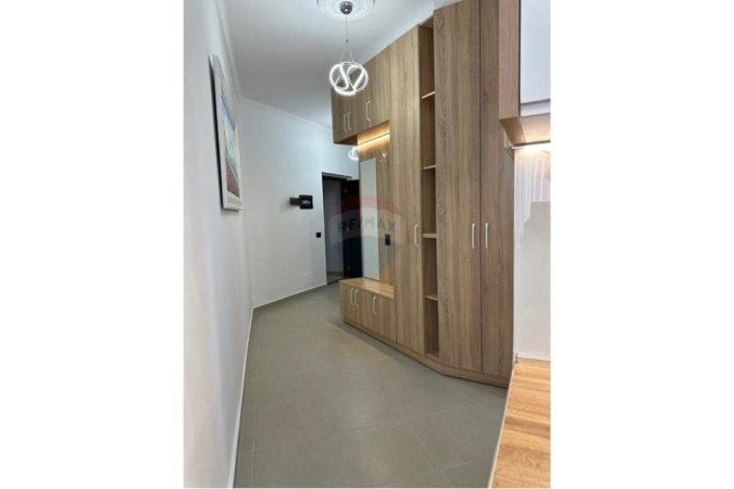 Tirane, jepet me qera apartament , 70 m² 179.000 € (Pazari i ri)