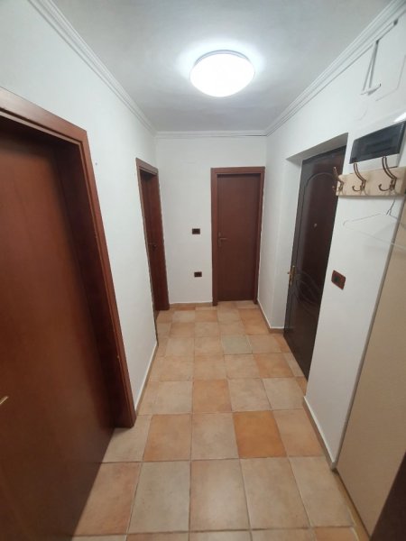 Tirane, shitet apartament 3+1+Aneks+Ballkon Kati 3, 96 m² 270.000 € (Bllok)