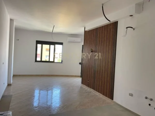 Durres, shitet apartament 1+1 Kati 7, 80 m² 90.000 € (PLAZH ILIRIA, DURRES!)