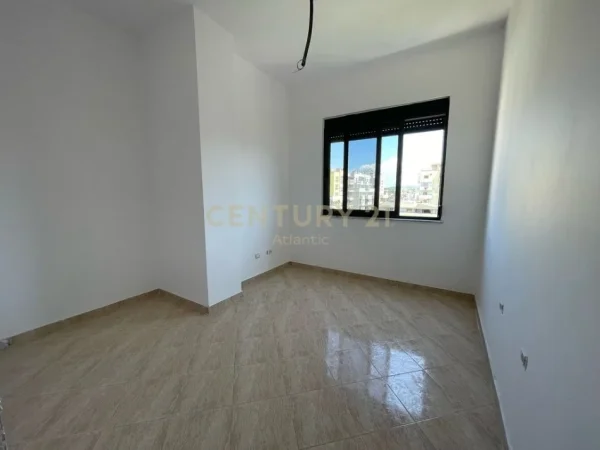 Durres, shitet apartament 1+1 Kati 7, 80 m² 90.000 € (PLAZH ILIRIA, DURRES!)
