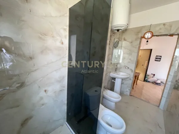 Durres, shitet apartament 1+1 Kati 7, 80 m² 90.000 € (PLAZH ILIRIA, DURRES!)