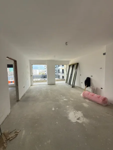 Tirane, shitet apartament 3+1+Ballkon Kati 8, 124 m² 203.400 € (jordan misja)
