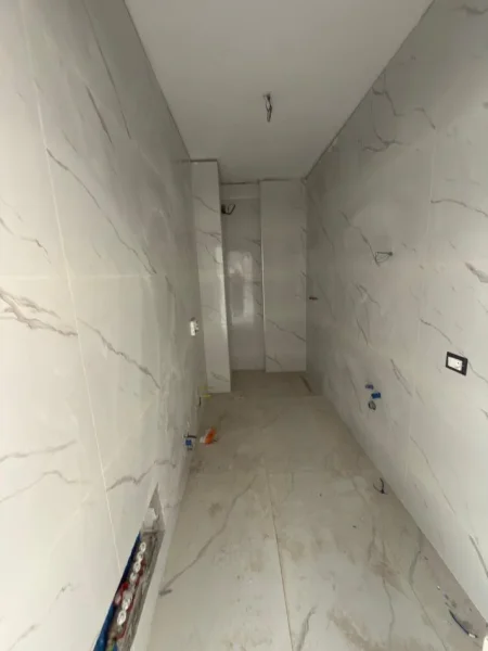 Tirane, shitet apartament 3+1+Ballkon Kati 8, 124 m² 203.400 € (jordan misja)