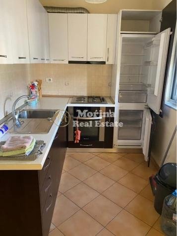 Tirane, jepet me qera apartament 2+1 Kati 6, 100 m² 550 € (Rruga Irfan Tomini- Prane Kompleksit Delijorgji)