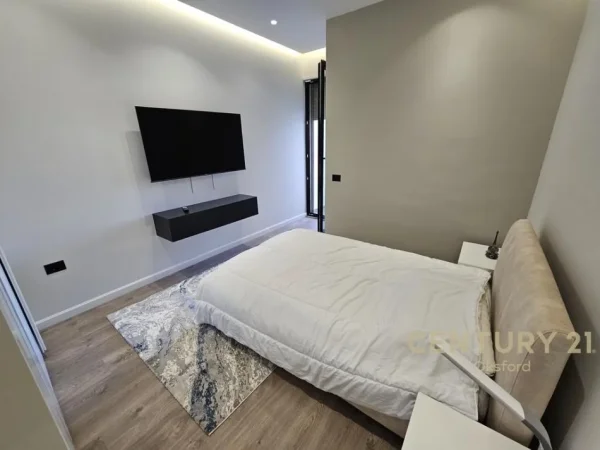 Tirane, shes Vile , 234 m² 600.000 € (Selitë)