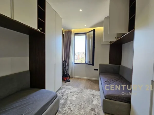 Tirane, shes Vile , 234 m² 600.000 € (Selitë)